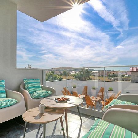 Luxury Apartments Hills 维尔 外观 照片