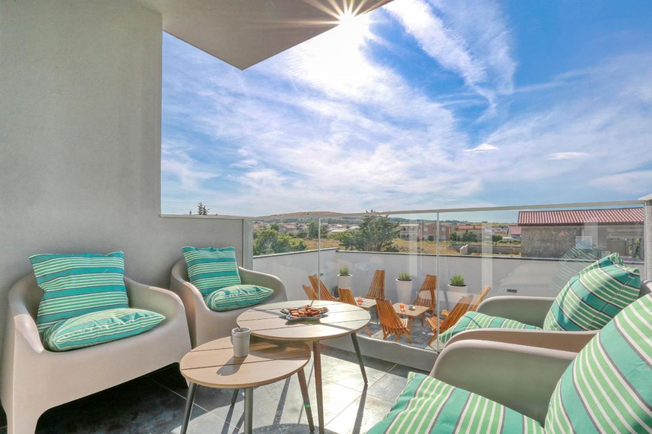Luxury Apartments Hills 维尔 外观 照片