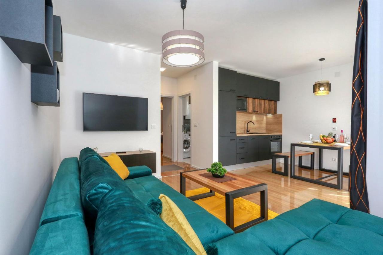 Luxury Apartments Hills 维尔 外观 照片