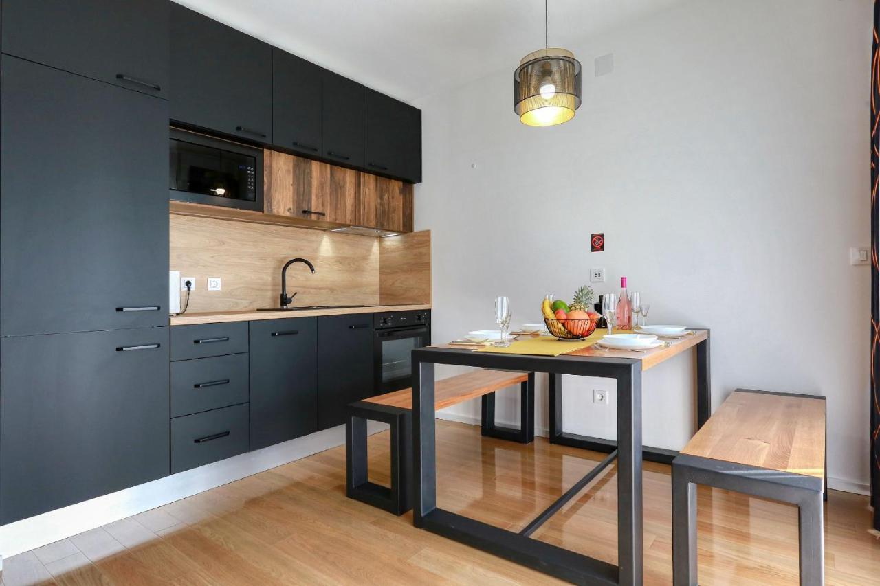 Luxury Apartments Hills 维尔 外观 照片