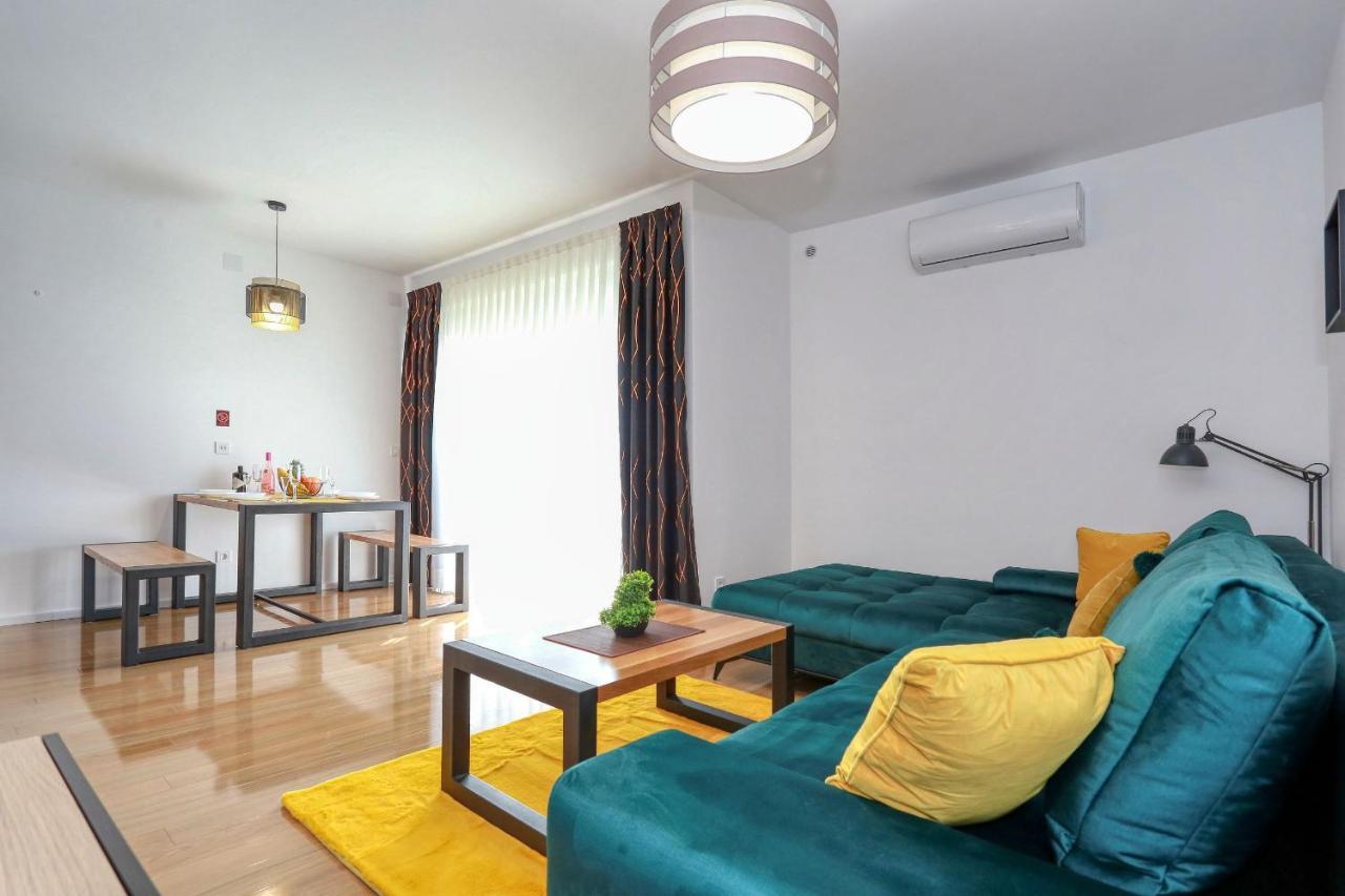 Luxury Apartments Hills 维尔 外观 照片