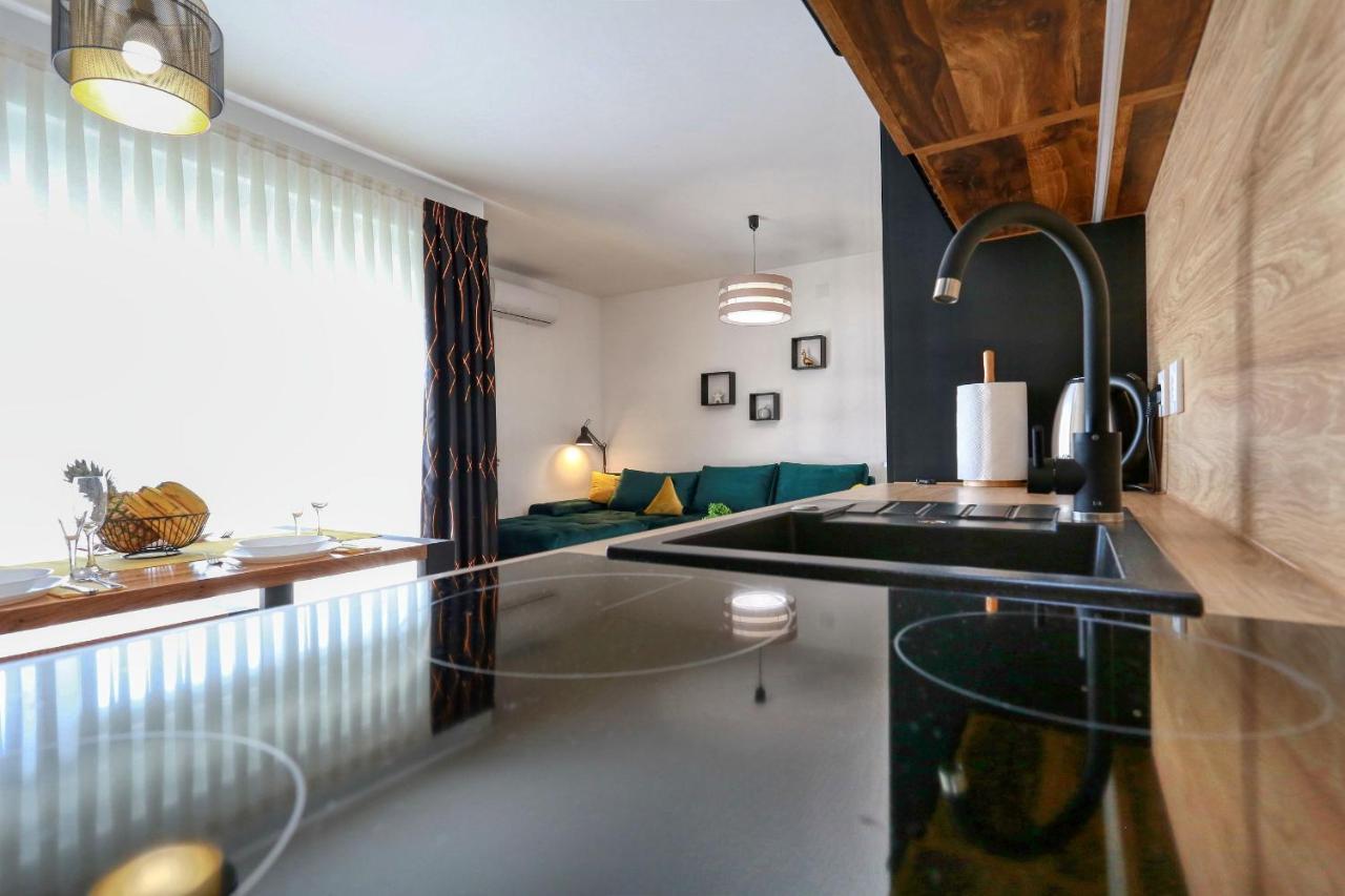 Luxury Apartments Hills 维尔 外观 照片
